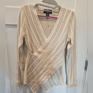 Oliver.o cream and gold shimmer wrap sweater size Large